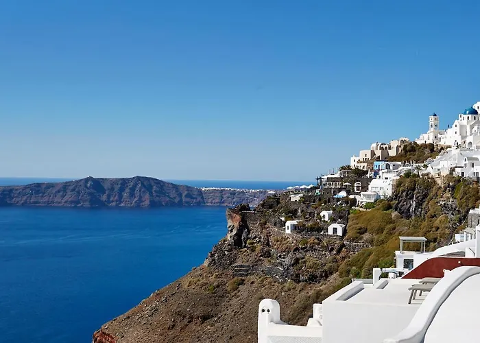 Gitsa Cliff Luxury فيلة