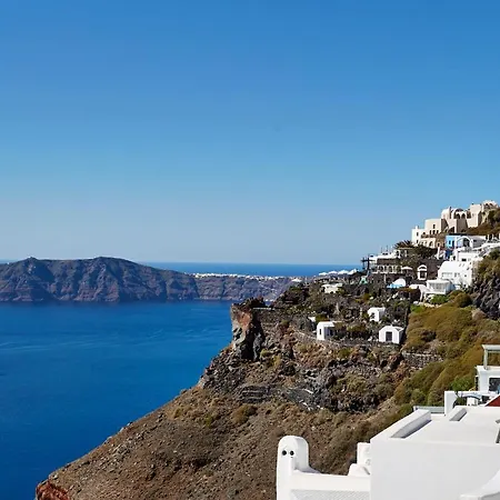 Gitsa Cliff Luxury Villa