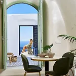 Gitsa Cliff Luxury Villa *