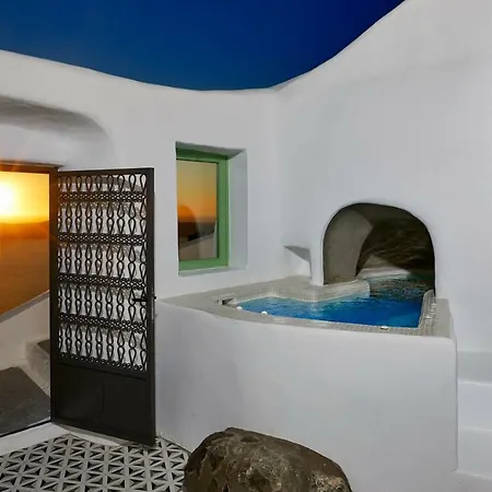 Gitsa Cliff Luxury